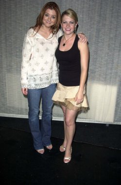 Alyson hannigan ve melissa joan hart