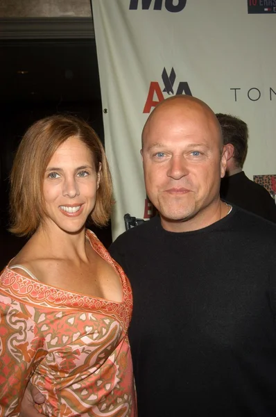 Michael Chiklis and wife Michelle — Stock Photo, Image