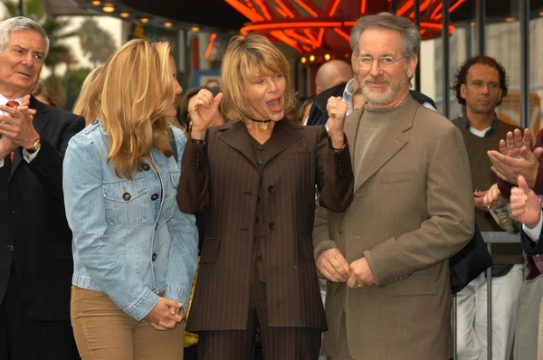 Jessica Capshaw, Kate Capshaw e Steven Spielberg — Fotografia de Stock