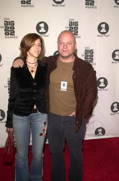 Michael Chiklis y su esposa Michelle — Foto de Stock