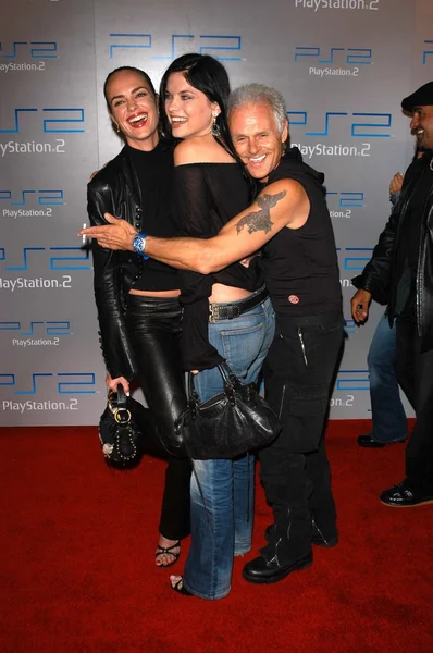 Michelle Johnson, Jodi Lyn O'Keefe and Michael Des Barres — Stock Photo, Image