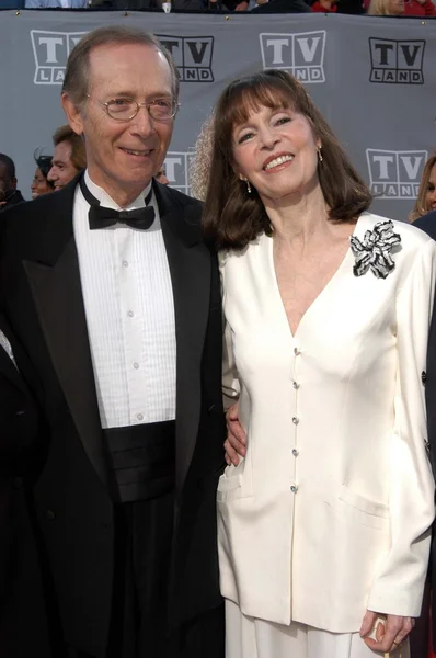 Bernie kopel och barbara feldon — Stockfoto