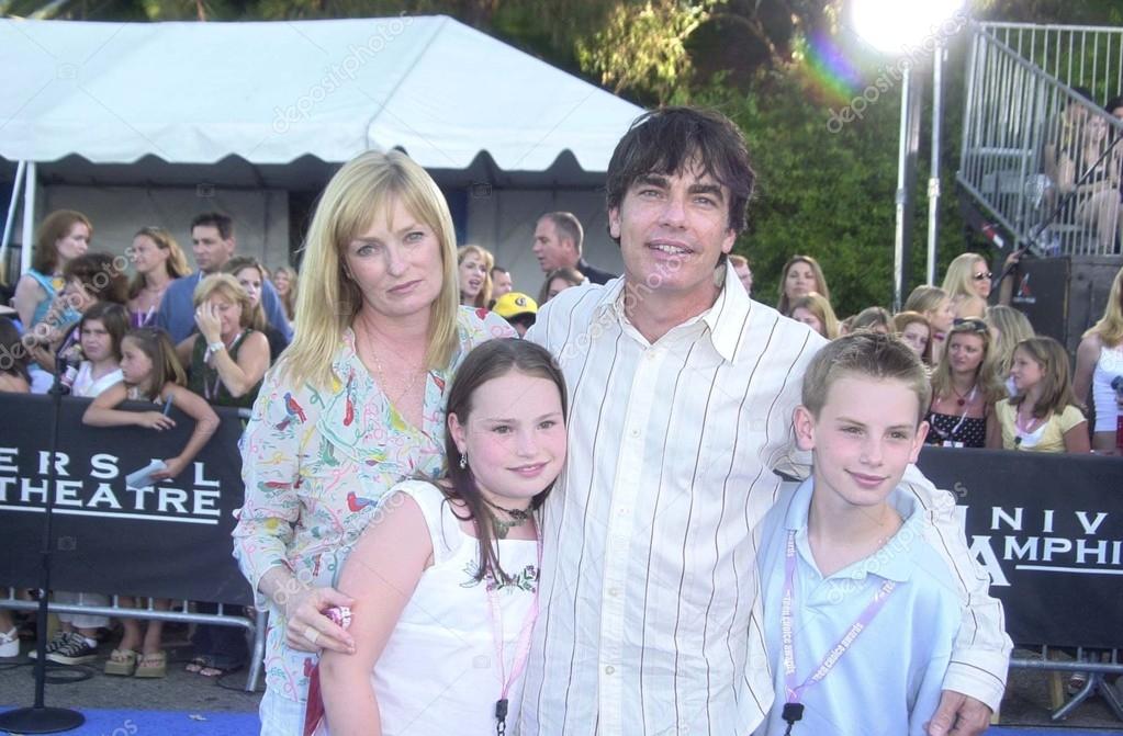 Peter Gallagher and family Stock Editorial Photo © s_bukley 17770127