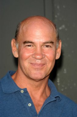 Mitch Pileggi