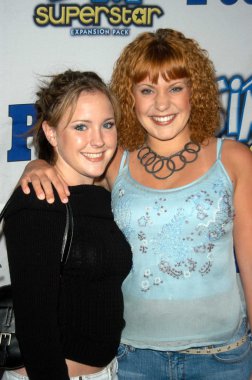 Kristin mcquaid ve kız kardeşi kelly