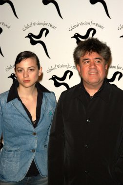 Leonor WatIing ve pedro almodovar