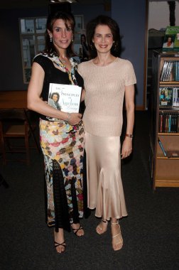 Jo champa ve dayle haddon