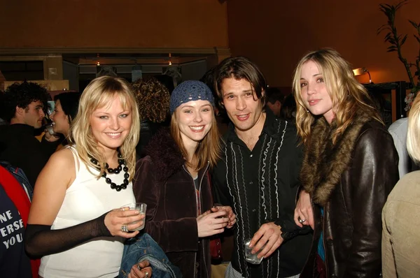 Malin Akerman, Corinne Russell, Sam Ball y Laura Jordan — Foto de Stock