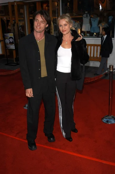 James Wilder y Nicolette Sheridan — Foto de Stock