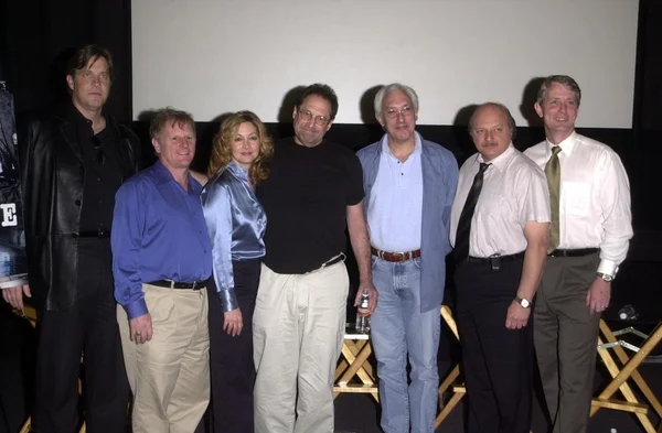 Dennis Franz and Sharon Lawrence and Gordon Clapp and Executive Producers — Stock Photo, Image