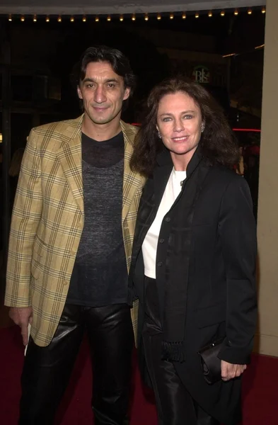 Jacqueline Bisset and Emin Boztepe — Stock Photo, Image