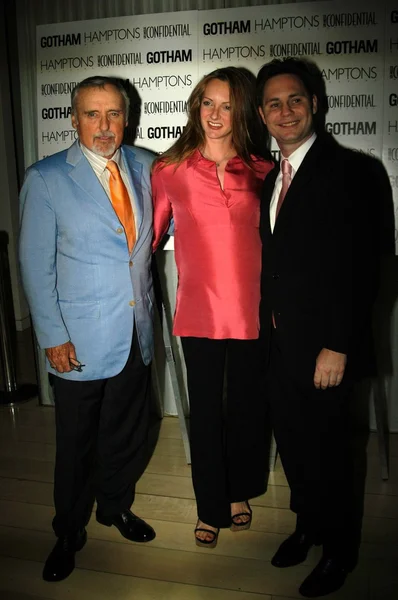Dennis Hopper e la moglie Victoria Duffy e Jason Binn — Foto Stock