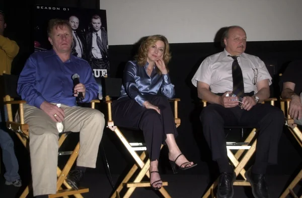 Gordon clapp i sharon lawrence i dennis franz — Zdjęcie stockowe