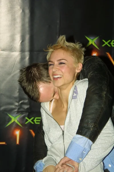 Samaire armstrong ve aaron paul — Stok fotoğraf