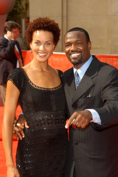 Kelly Brown and Harold Reynolds — Stock Photo, Image