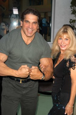 Lou ferrigno ve eşi carla