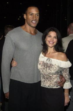 Henry simmons ve lauren sanchez