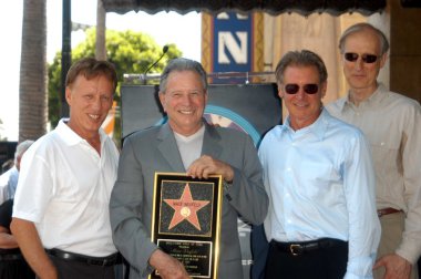 James woods, mace neufeld, harison ford ve james cromwell