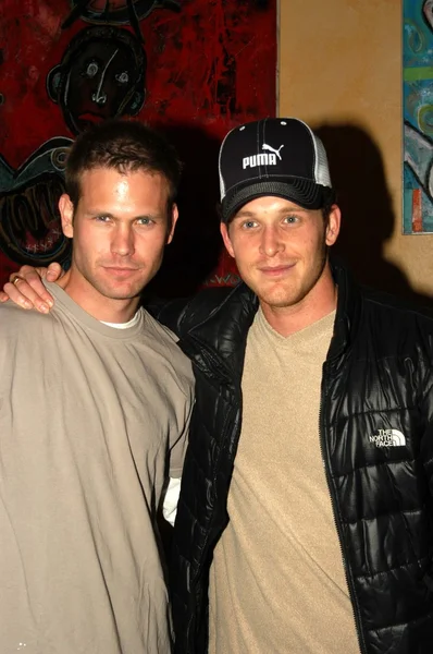 Matthew davis och cole hauser — Stockfoto