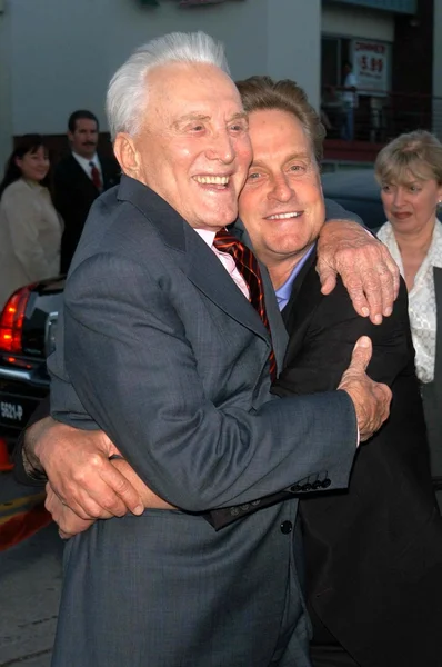 Kirk douglas i michael douglas — Zdjęcie stockowe