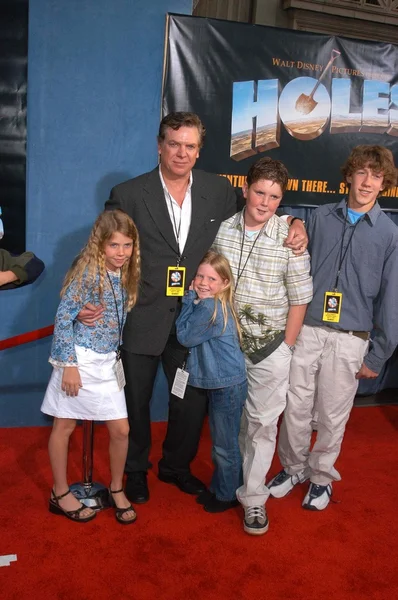 Christopher McDonald y su familia — Foto de Stock