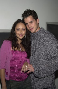 Marisa ramirez ve nişanlısı nathan mazollier