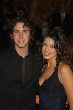 josh grobin ve tarihi