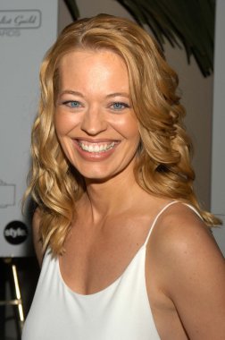 Jeri Ryan