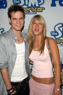 Shane west ve kaley cuoco
