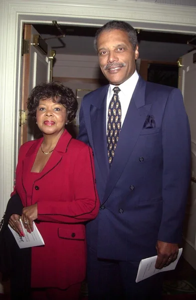 Bernard Parks and wife — Stock Photo, Image