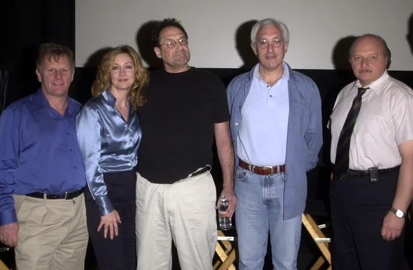 Dennis Franz and Sharon Lawrence and Gordon Clapp and Executive Producers — Stock Photo, Image