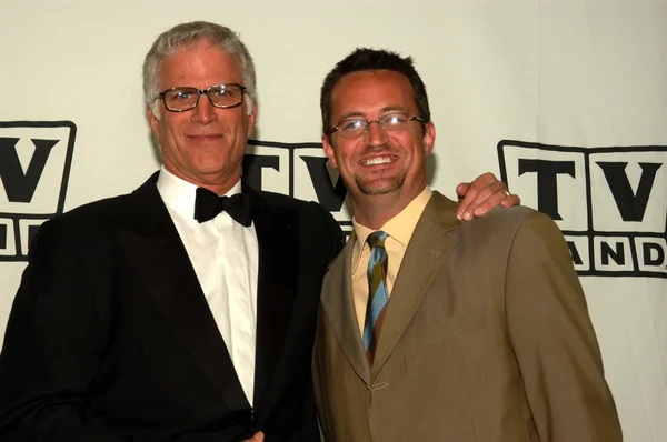 Ted Danson and Matthew Perry — Stock Photo, Image