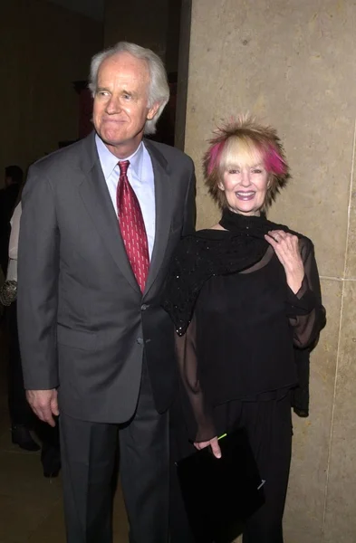 Mike Ferrell and Shelley Fabares — Stock Photo, Image