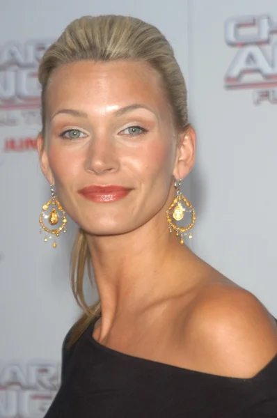 Natasha Henstridge — Fotografia de Stock