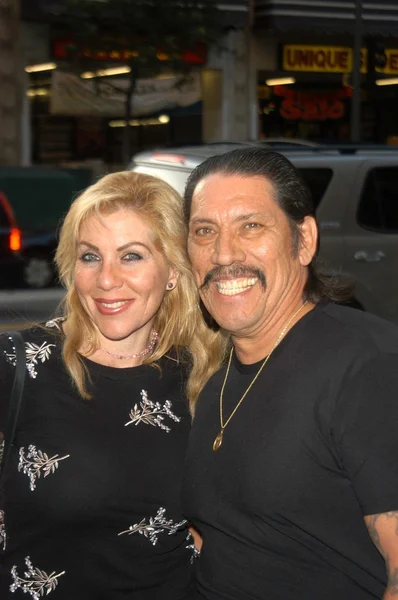 Danny Trejo e moglie Debbie — Foto Stock