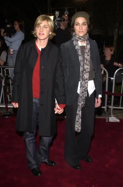 Ellen Degeneres y su novia Alexandra Hedison — Foto de Stock