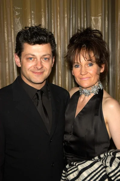 Andy serkis und frau — Stockfoto