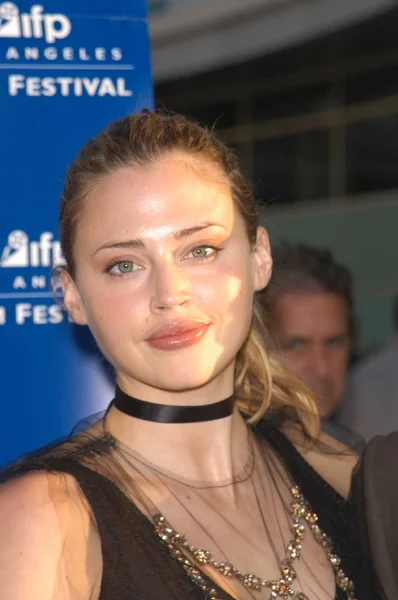 Estella Warren — Stockfoto