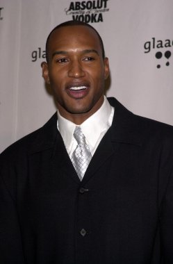 Henry Simmons