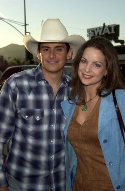 Paisley ve eşi kimberley brad williams