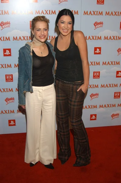 Michelle Branch and Brittany Murphy — Stock Photo, Image