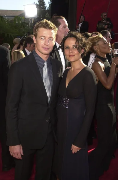 Simon Baker and wife — Stock Photo, Image