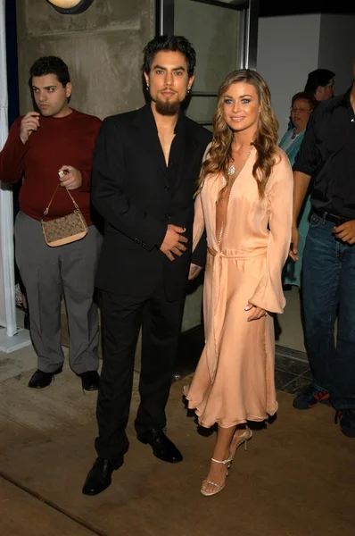 Dave navarro ve carmen electra