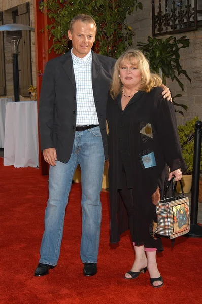 Sally struthers i david pensów — Zdjęcie stockowe