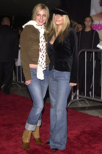 Ashlee Simpson y Jessica Simpson — Foto de Stock