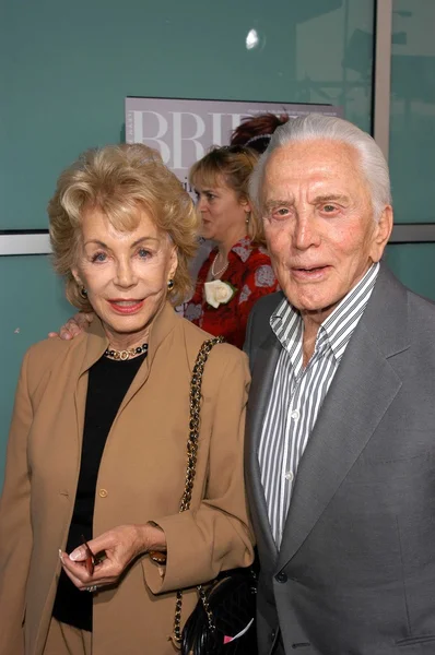 Kirk e Ann Douglas — Fotografia de Stock