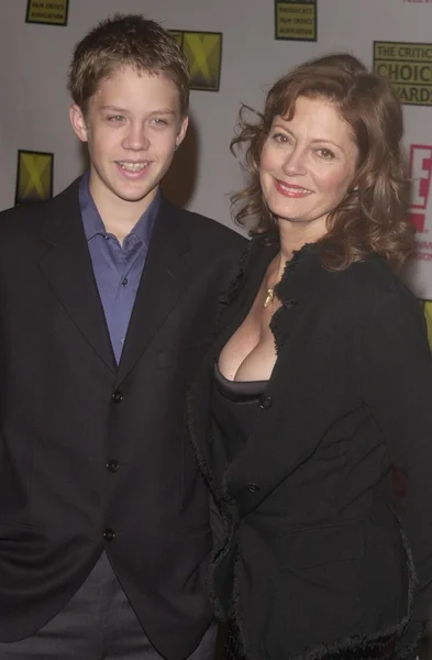 Susan Sarandon and son — Stock Photo, Image