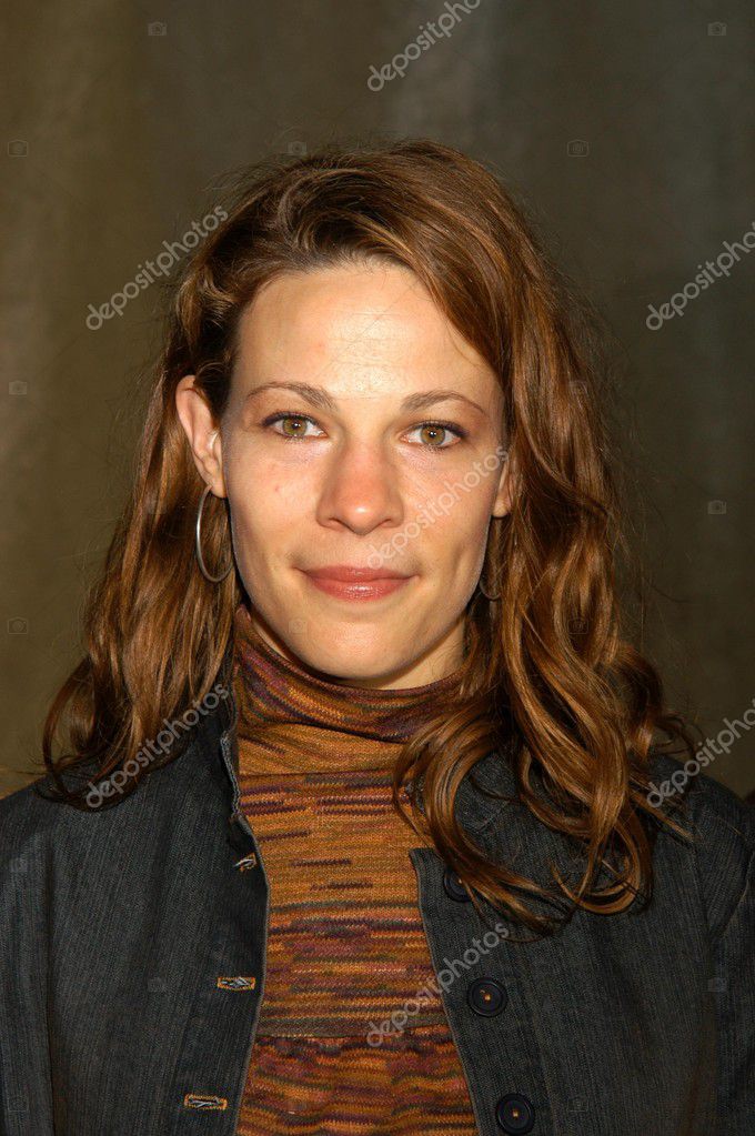 Lili Taylor naked 344