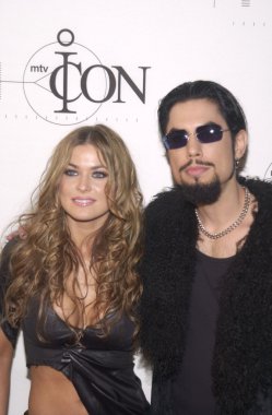 Carmen electra ve dave navarro