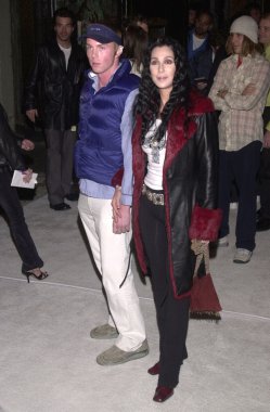 Cher ve elijah mavi